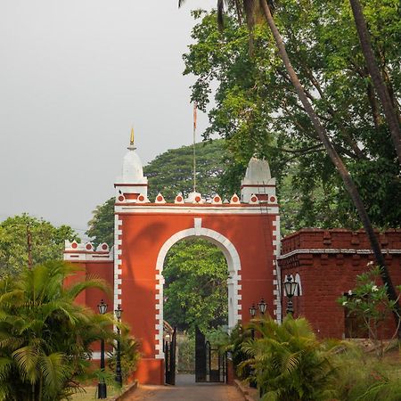 Sawantwadi Palace Boutique Art Hotel Exteriör bild