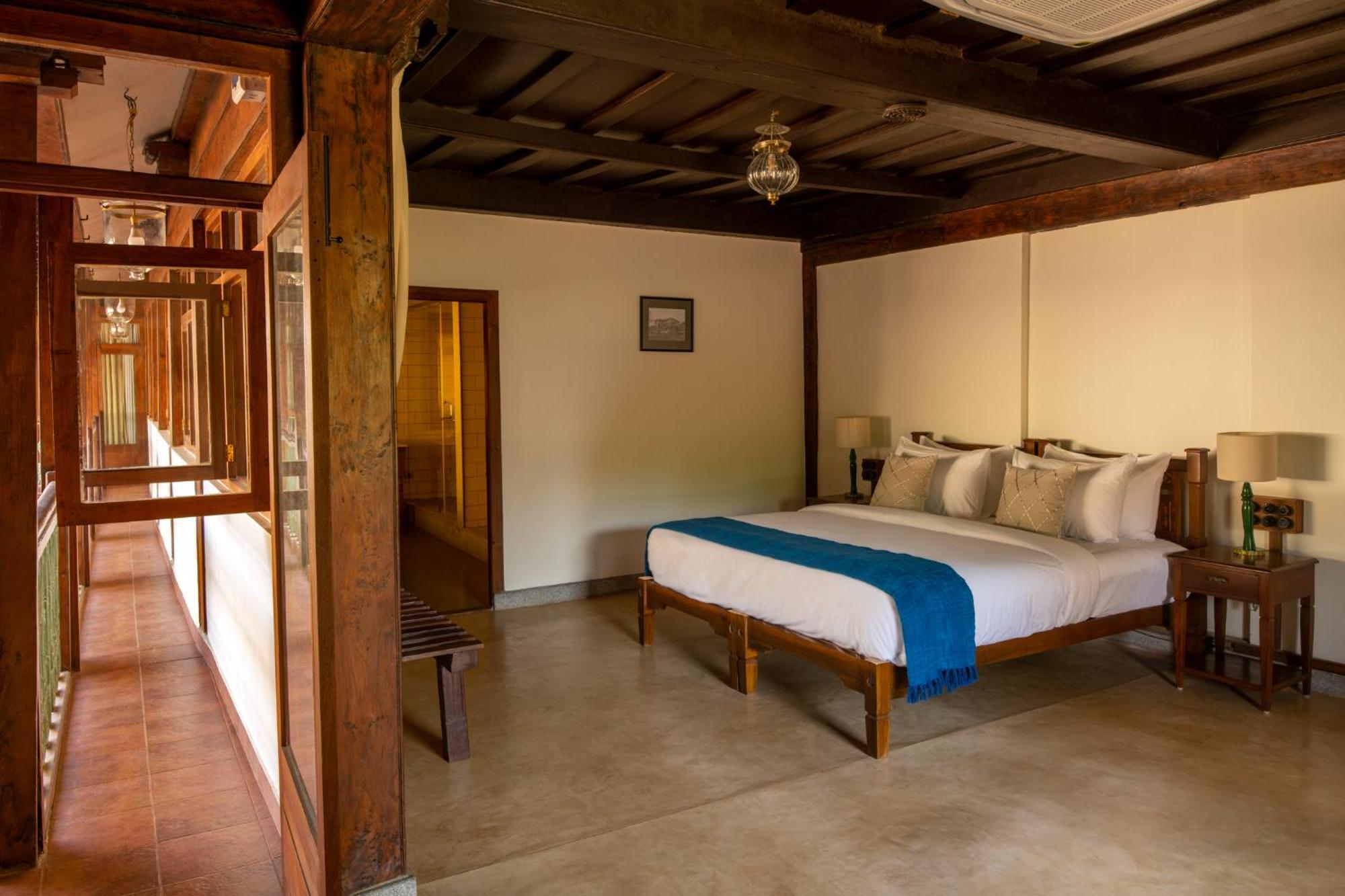 Sawantwadi Palace Boutique Art Hotel Exteriör bild