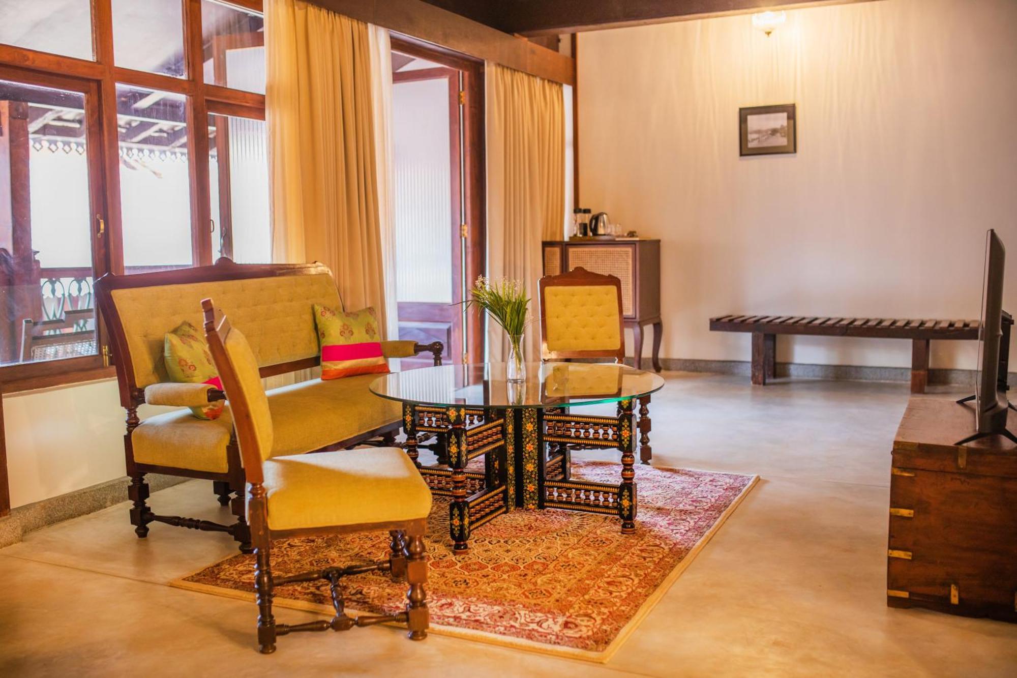 Sawantwadi Palace Boutique Art Hotel Exteriör bild